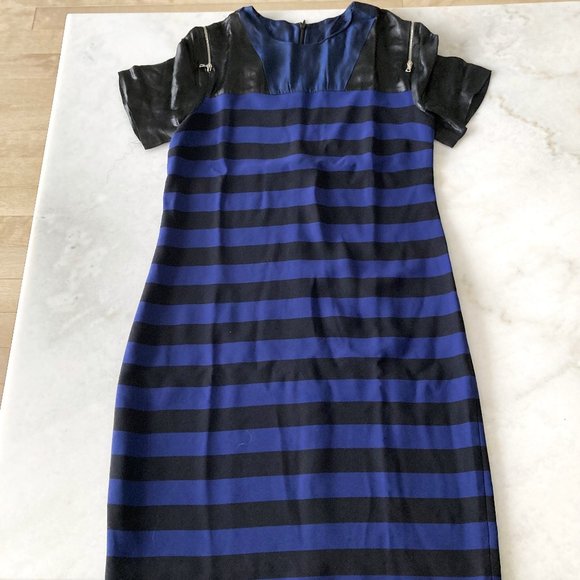 Sandro black & blue striped short sleeve dress, zipper detail, round neck (L) - Picture 1 of 6